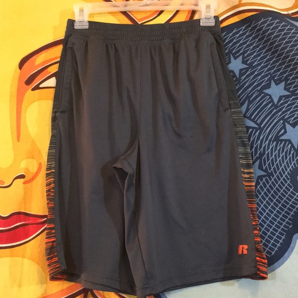 Russell Dri power 360 . Shorts w pockets. S 14-16 - Picture 1 of 4